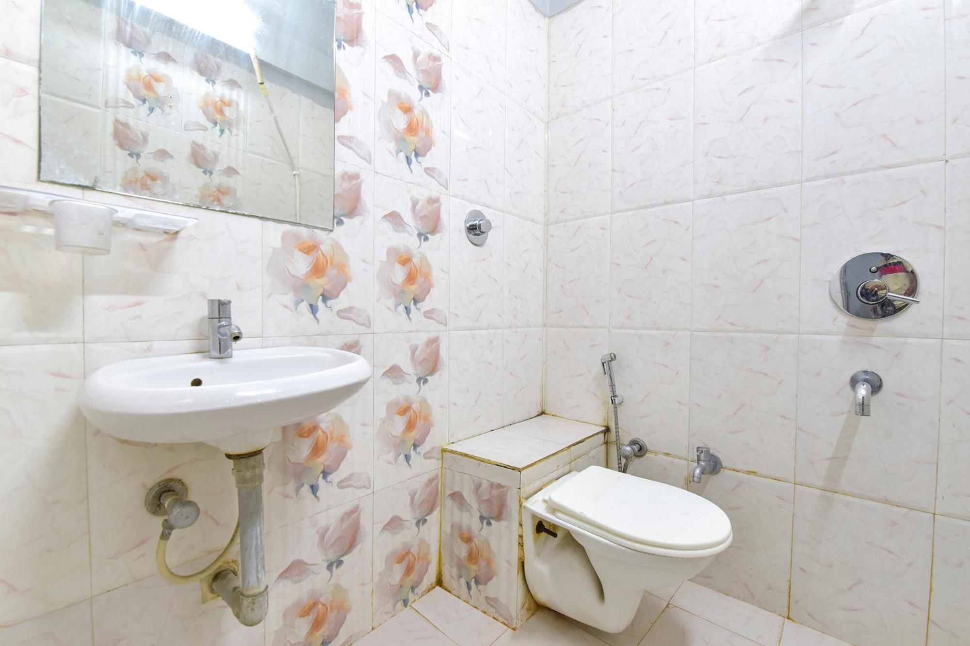 Fabhotel Raghumani Palace اوجاين المظهر الخارجي الصورة